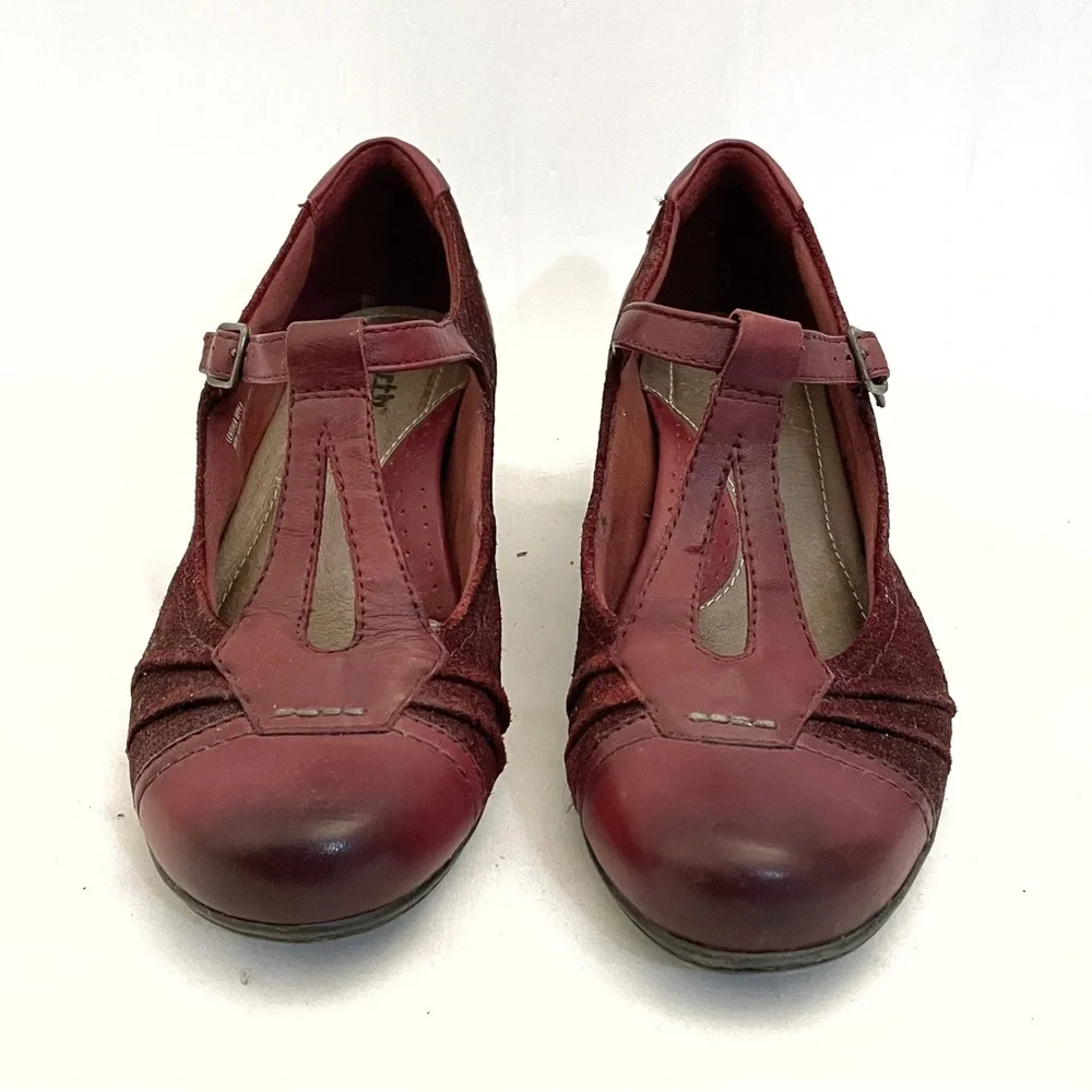 Earth Shoes • Wanderlust Rosewood Cap Toe t strap Heel Pump Red Leather • 8B - Picture 2 of 9